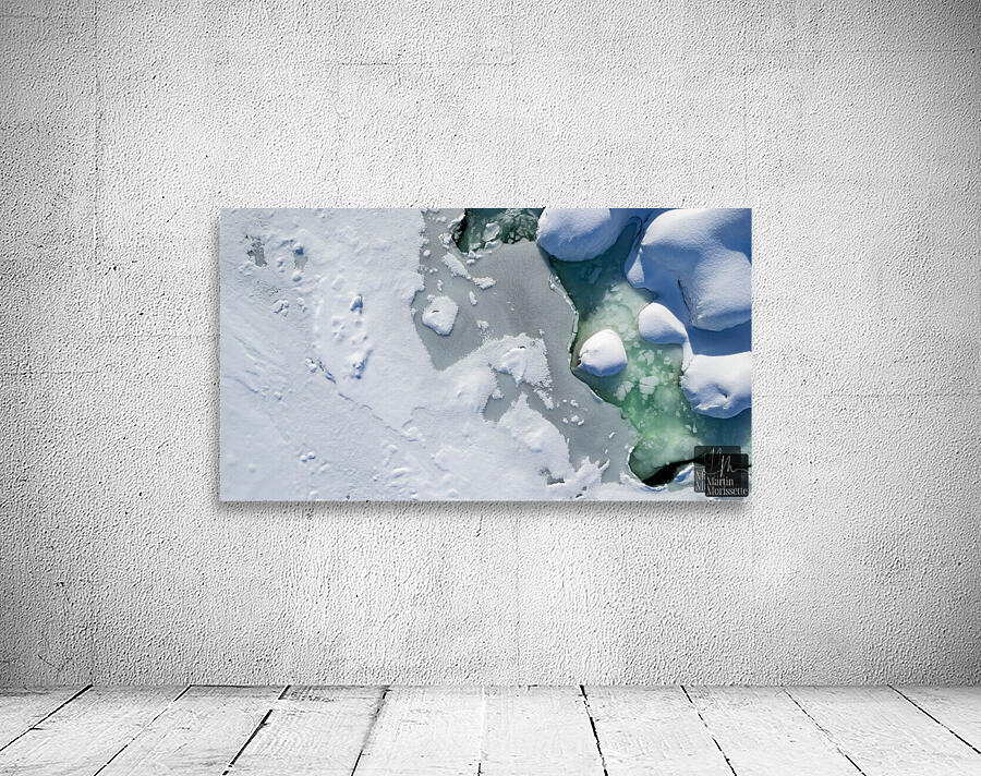 Drop view ocean Wall Preview