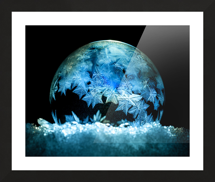 Cest l hiver Picture Frame print