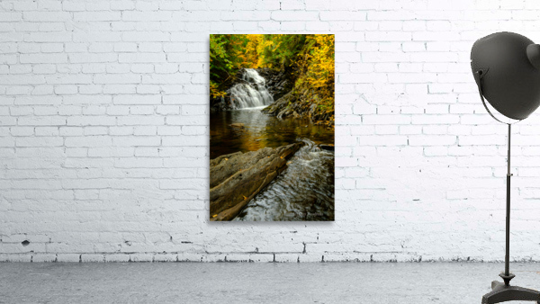 Cascades dorees Wall Preview