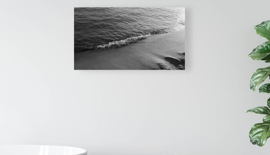 Monochrome Shoreline With Breaking Wave by Murat Kucukkarakasli