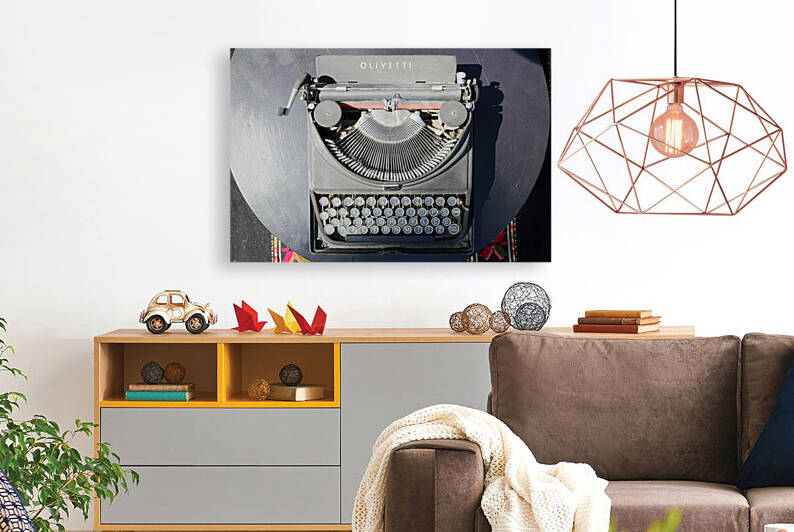 Typewriter by Doimo Antonini