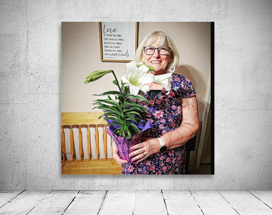 Mom Wall Preview