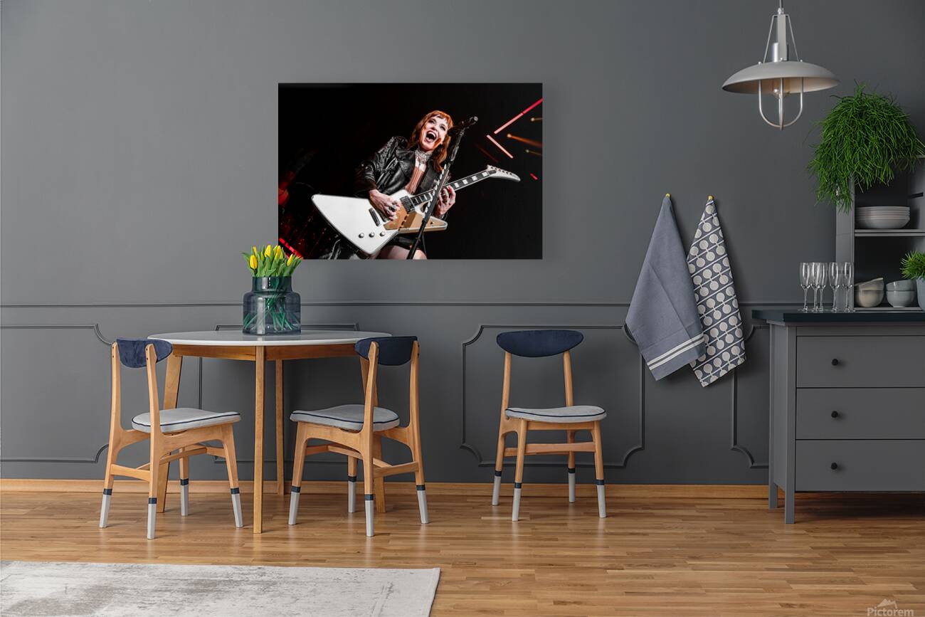 Halestorm Reproduction