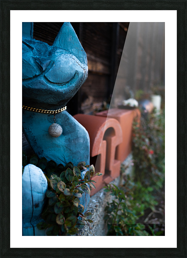 Welcoming Cat Picture Frame print