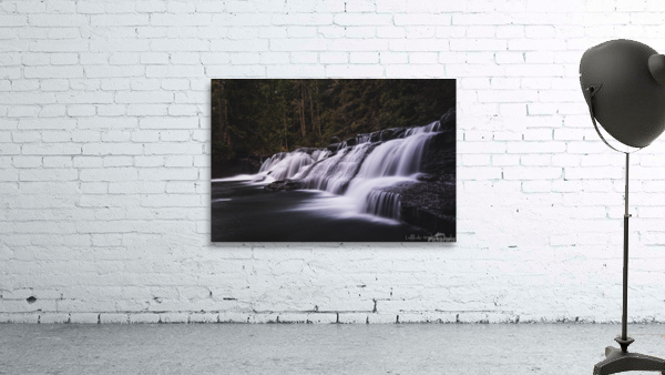 Browns River Falls Wall Preview