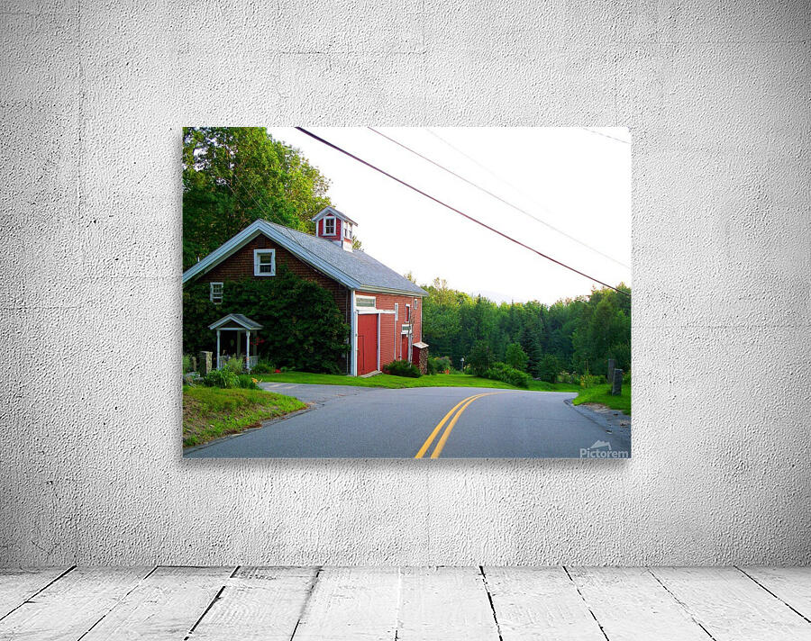 Red Barn House NH Wall Preview