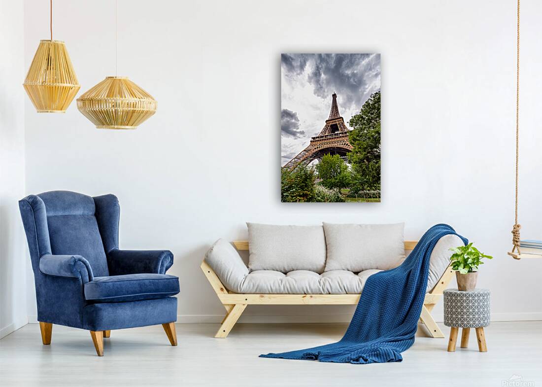 Eiffel in Perspective Reproduction