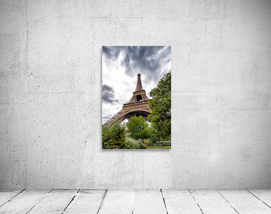 Eiffel in Perspective Wall Preview
