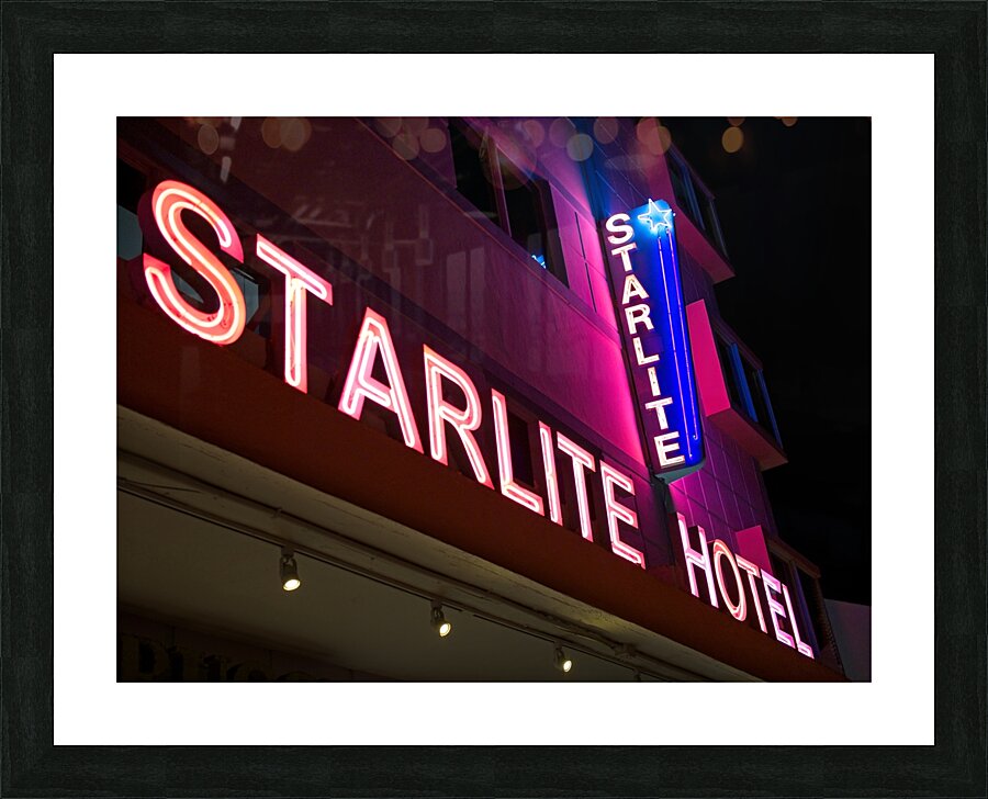 Hotel Splash Picture Frame print