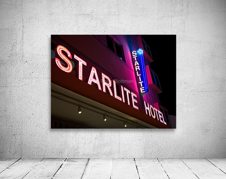 Hotel Splash Wall Preview