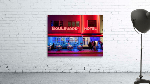 Boulevard Hotel Wall Preview