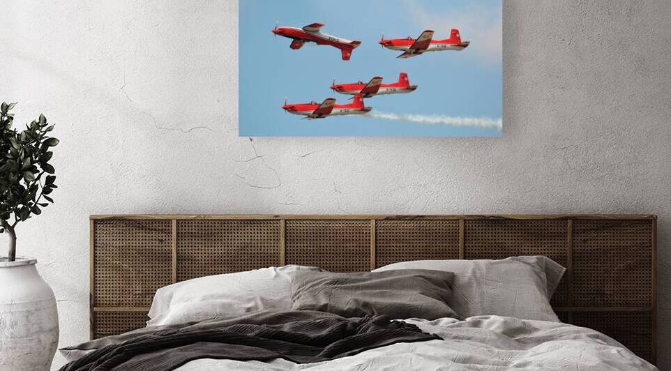  Swiss Air Force PC 7 Team RIAT by Ross Sharp