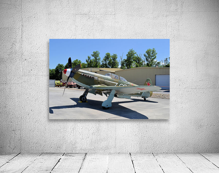 Yakovlev 9UM Wall Preview