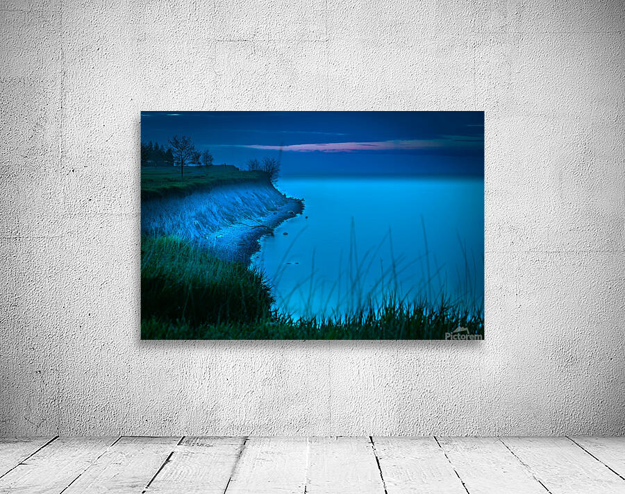 Newcastle Bluffs Wall Preview