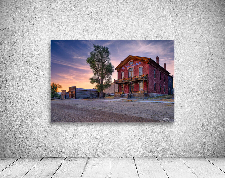 Hotel Meade Sunset Wall Preview