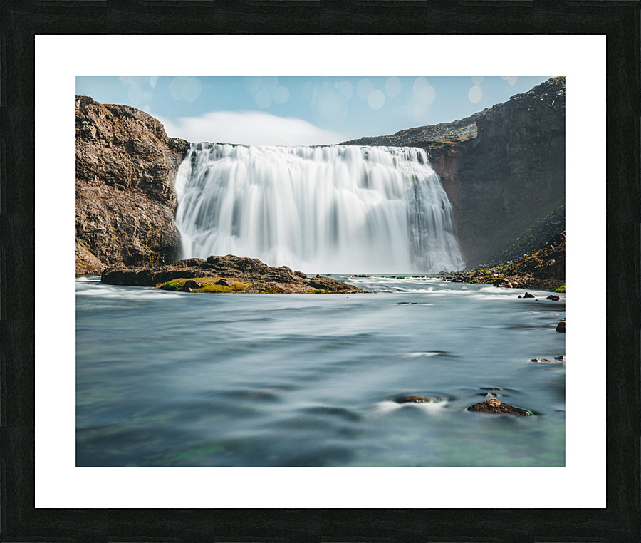 GoT Waterfall Picture Frame print