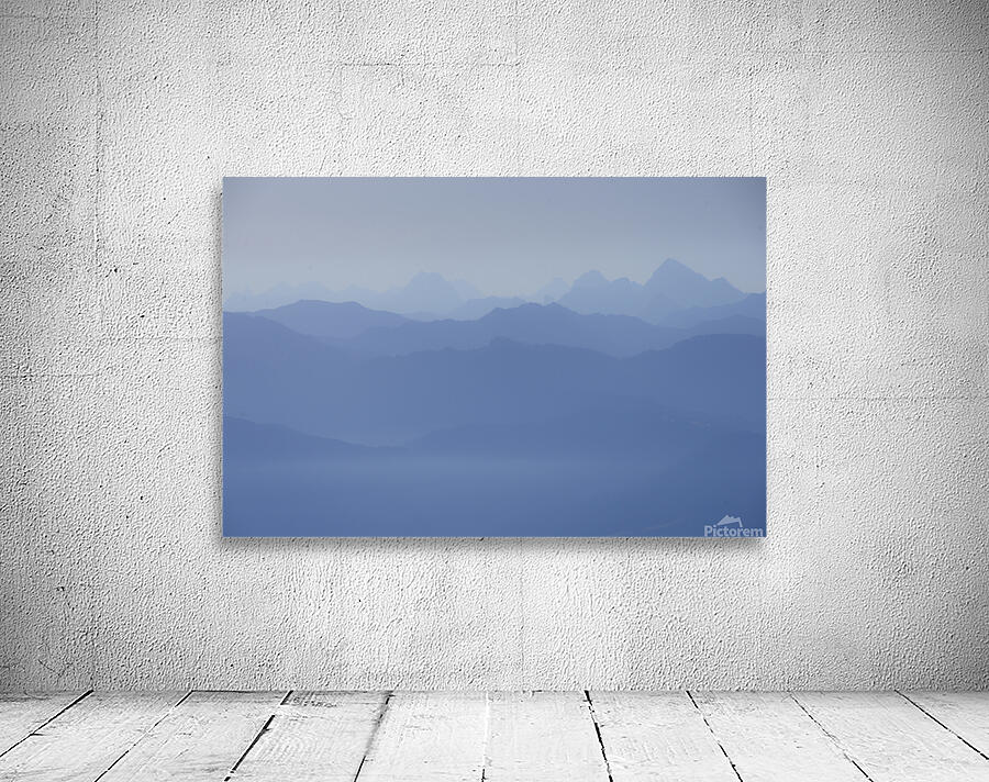 Mountain lines Wall Preview