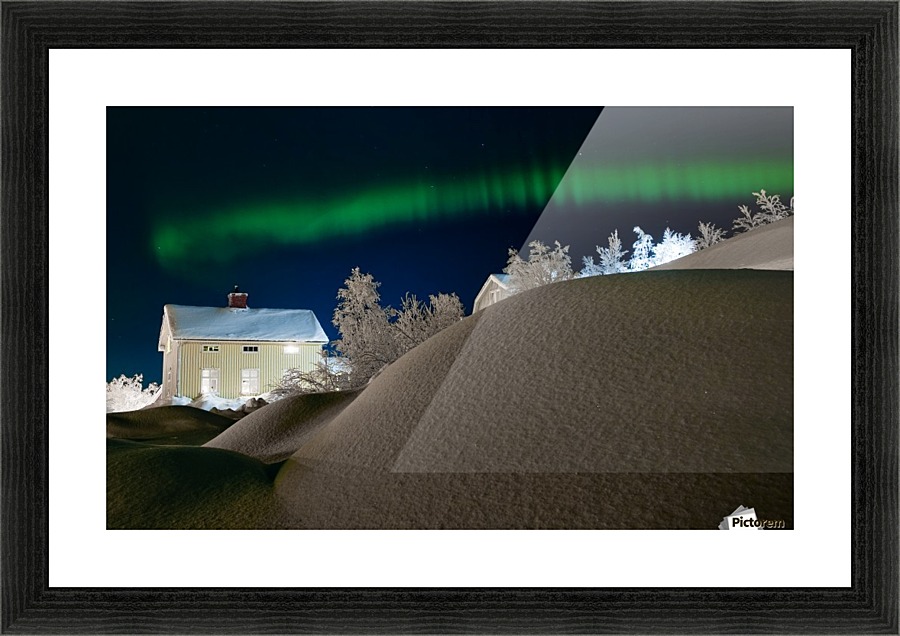 Aurora string Picture Frame print