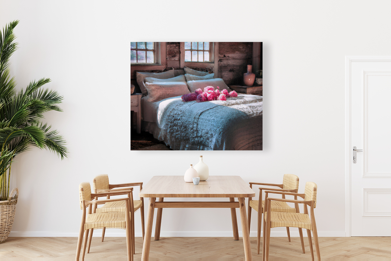 Romantic bedroom Reproduction