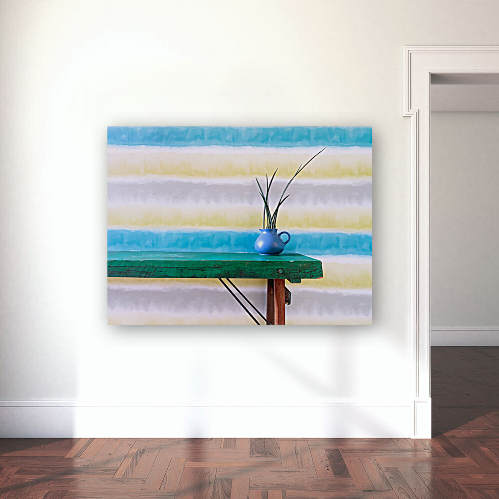 Striped wall Reproduction