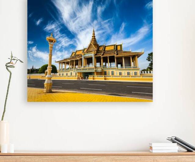 Royal Palace complex in Phnom Penh by Dmitry Rukhlenko