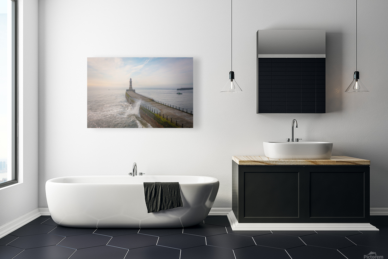 Roker Lighthouse 2 Reproduction
