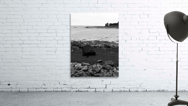 Sea and Rocks Wall Preview