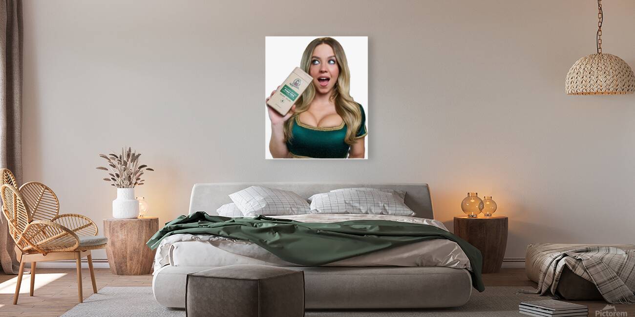 Sydney Sweeney 13 Reproduction