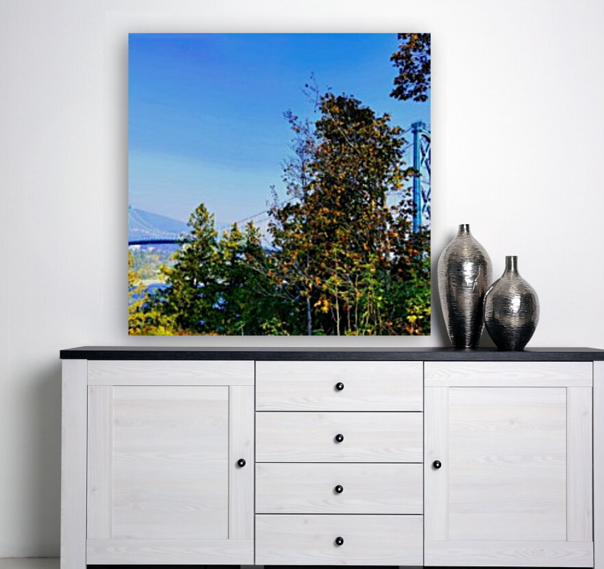 LIONS GATE Reproduction