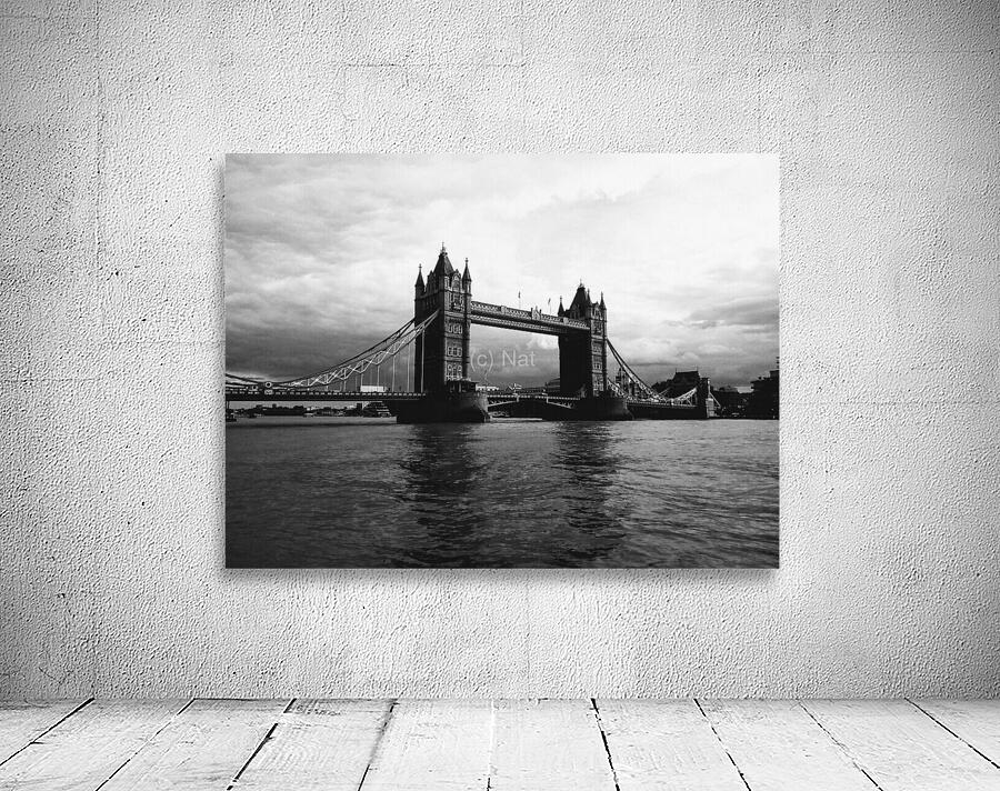 TOWER BRIDGE Wall Preview