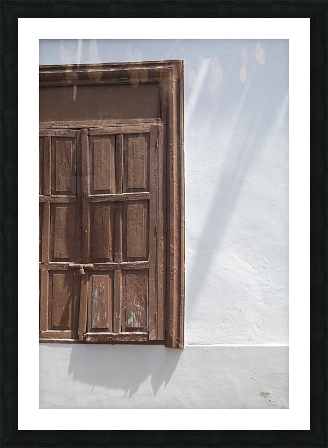 Volet marron Picture Frame print