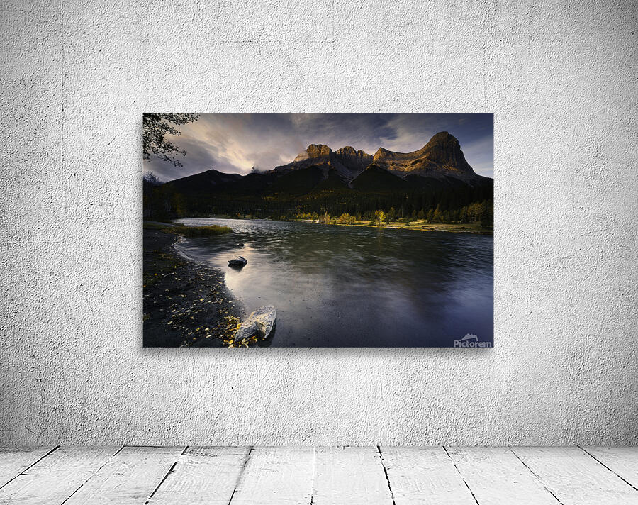 Quarry Lake Wall Preview