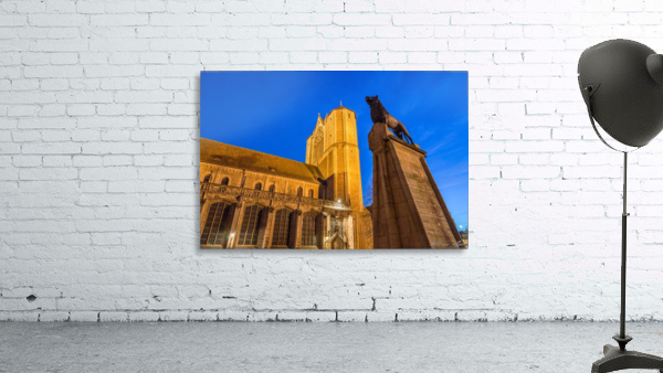 Cathedral Brunswick Wall Preview