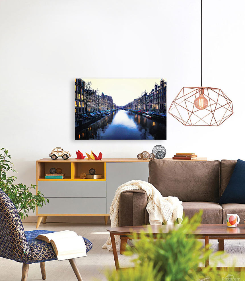 THE BLUE HOUR Reproduction