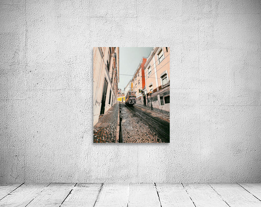 TRAM 28 III Wall Preview