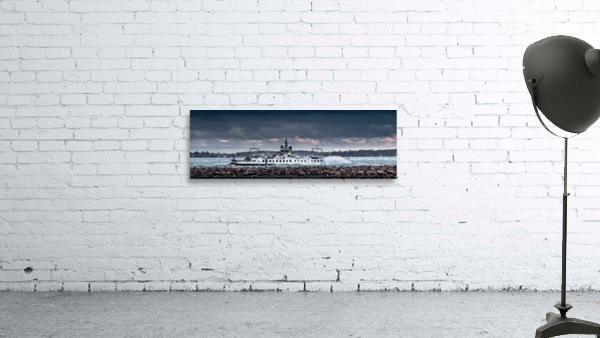THE WOLFE ISLANDER III Wall Preview