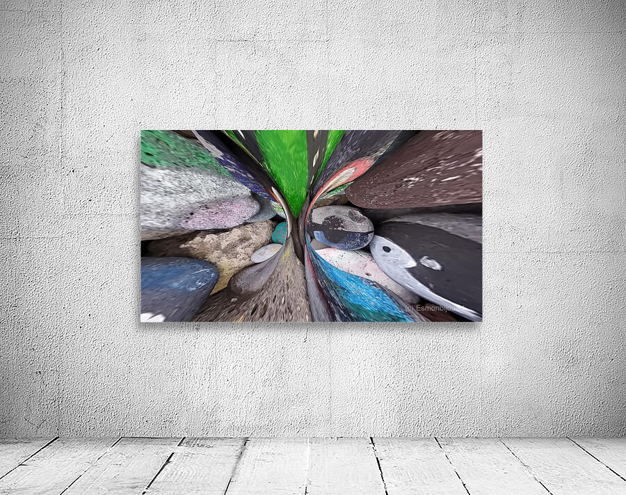 Distortions 15 Wall Preview