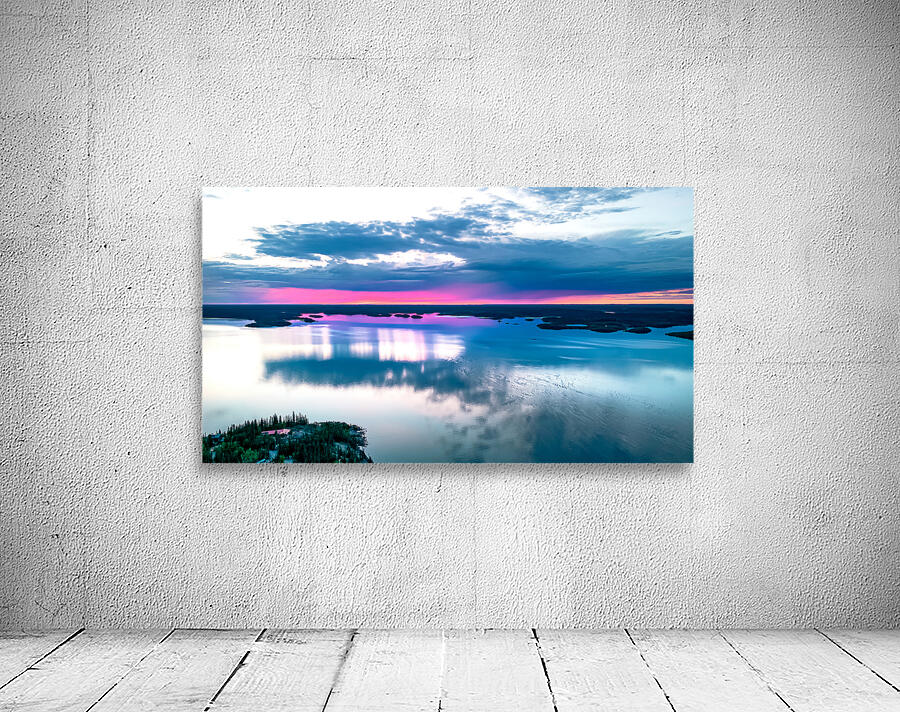 Serenity mirrored Wall Preview