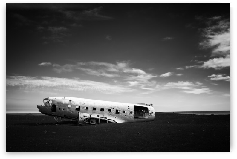 Plane wreck black and white Iceland by Matthias Hauser