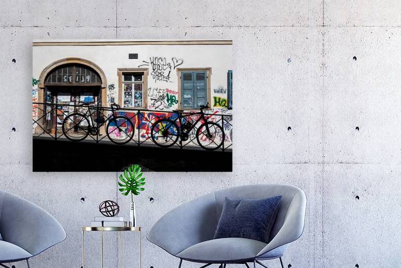 Bikes and graffiti in the old town of Tübingen by caladoart