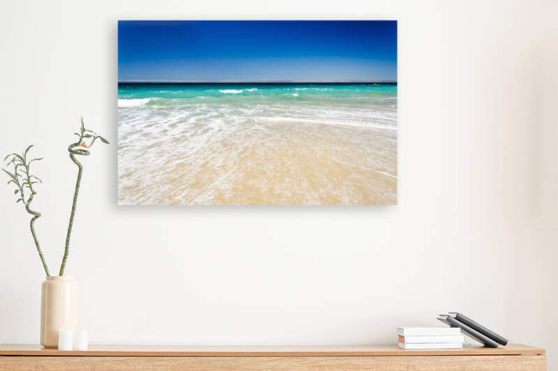 Beach in California by caladoart