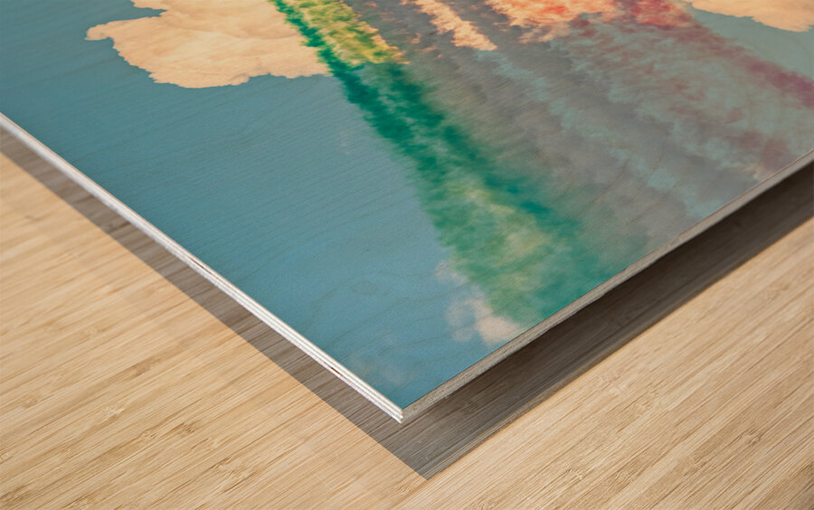 Fighter jets performing airshow with colorful exhaust streams in scenic clouds Impression sur bois