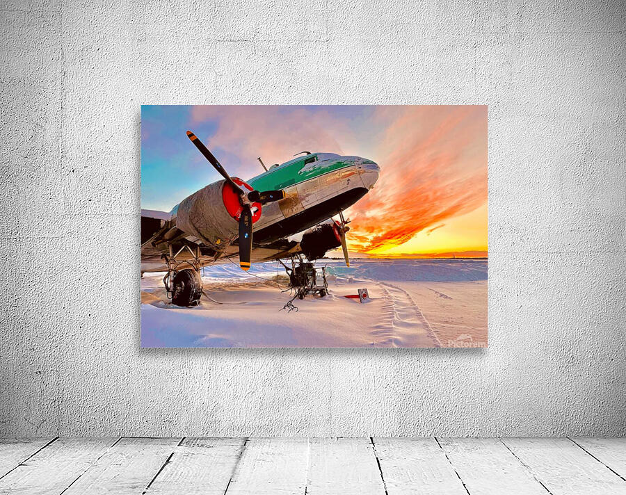 DC-3 Keeping Warm Wall Preview