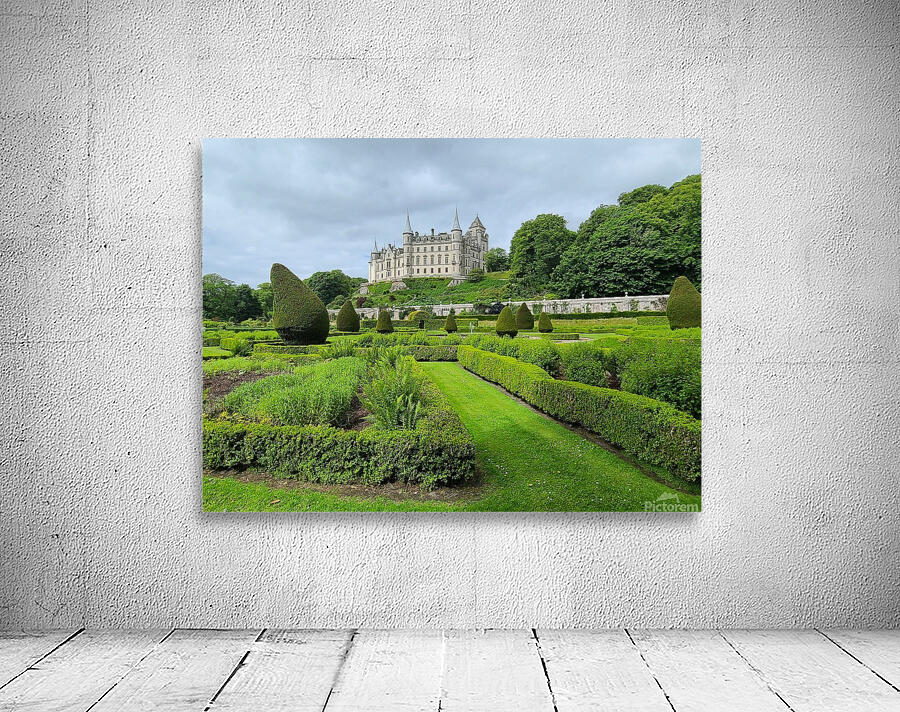 Dunrobin 2 Wall Preview