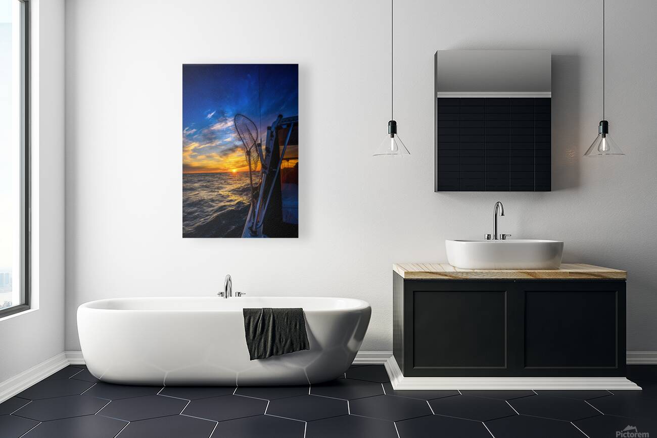 Navigating the Sunset: A Memorable Boat Ride with Wet Net Charte Reproduction