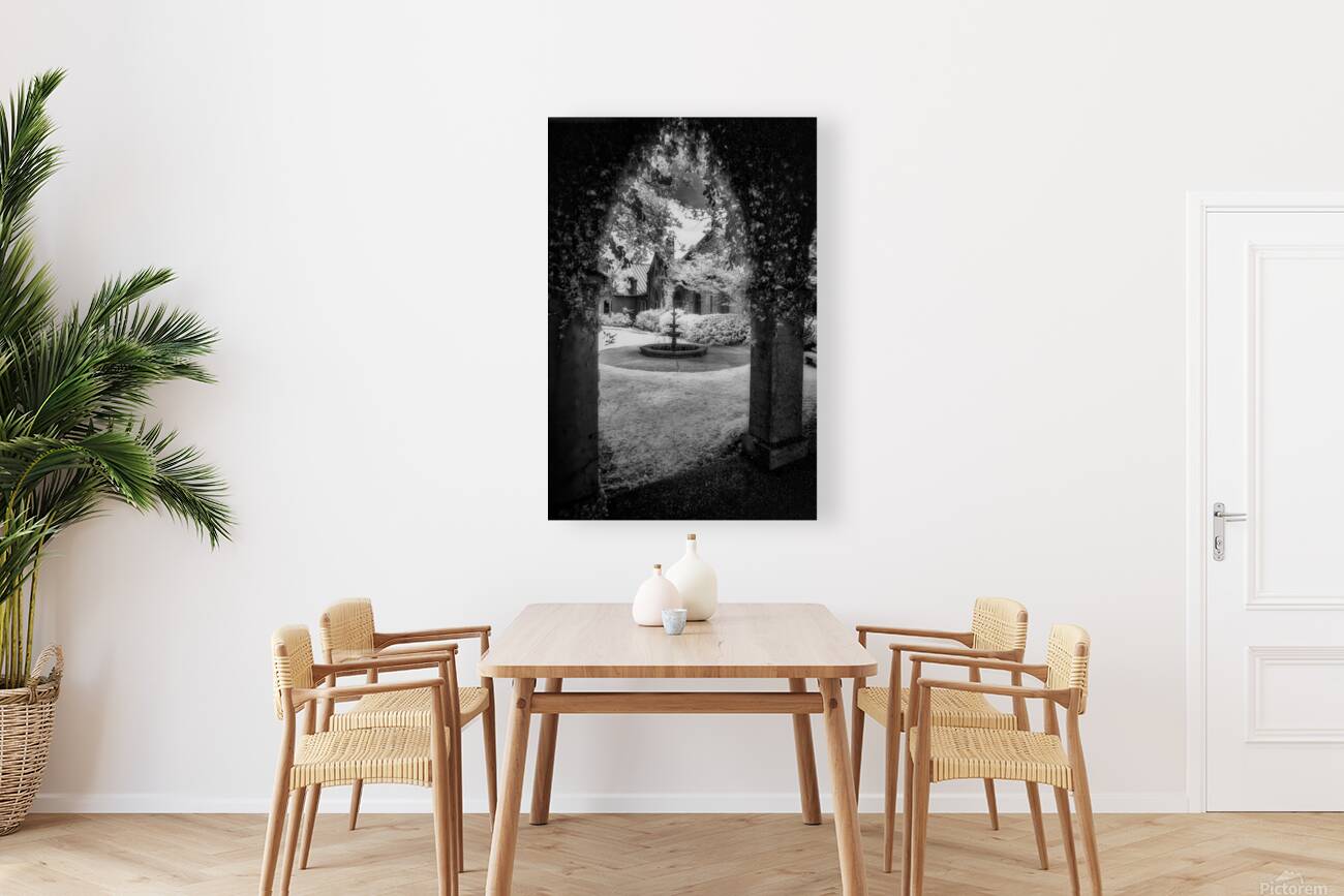 Old World Courtyard Reproduction