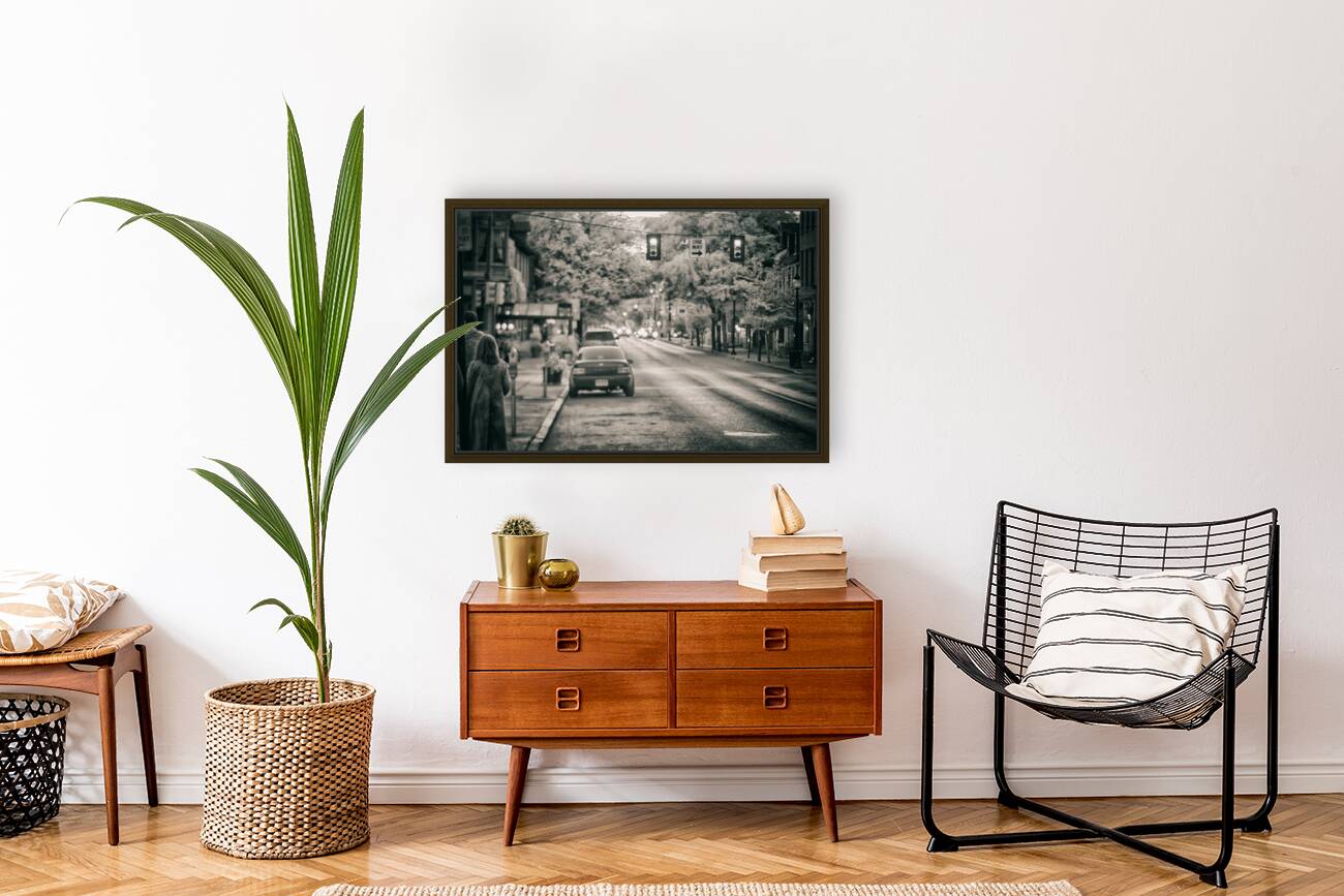 Urban Pause: Capturing the Vibrancy of Yorks Red Light Moments Reproduction