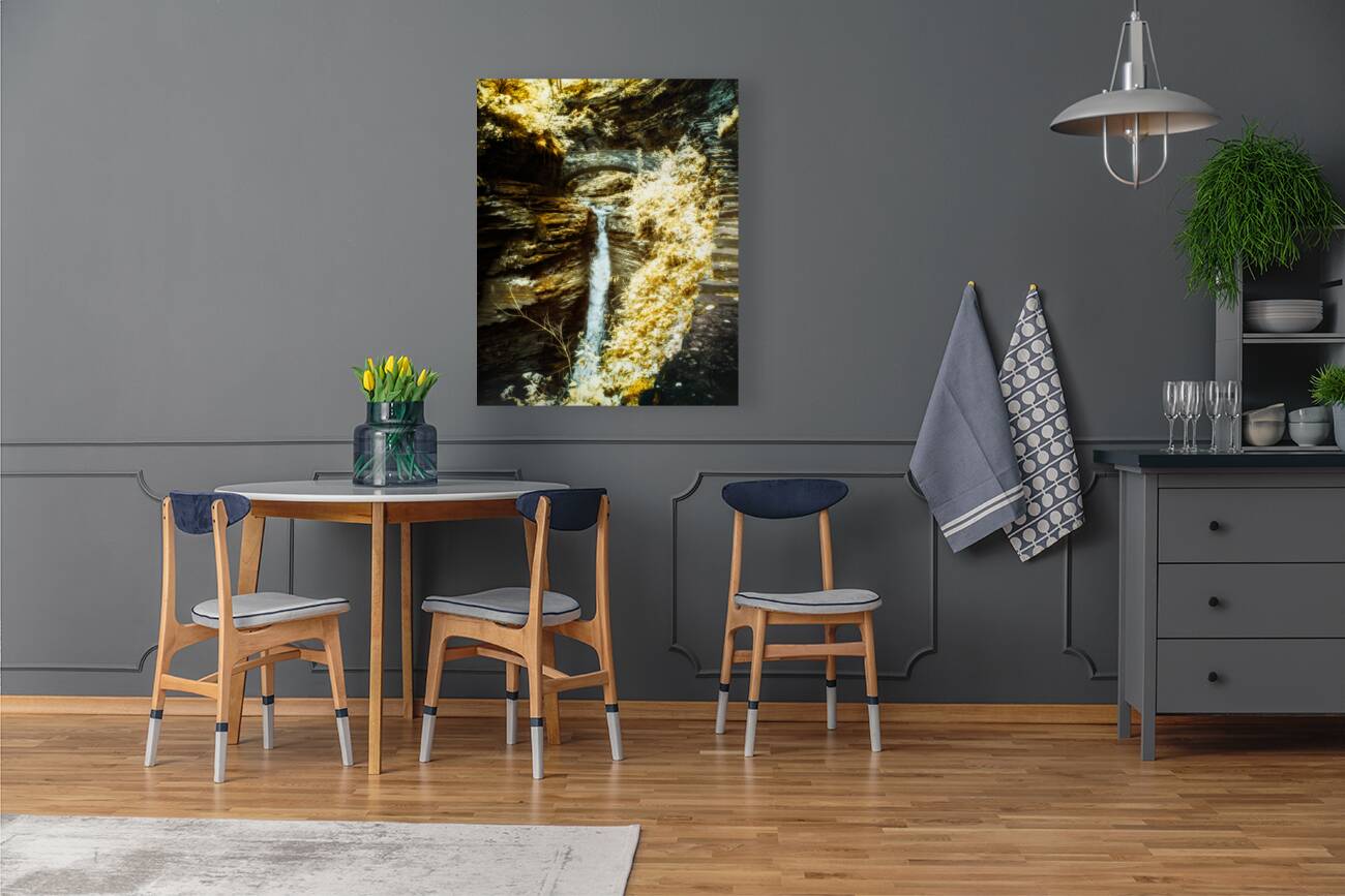 Watkins Golden Arch: A Whirlwind of Autumn Wonders and Infrared Magic Reproduction