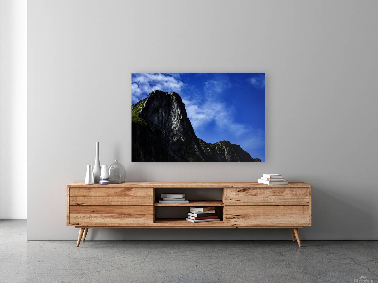 Pretty Cliff V Reproduction