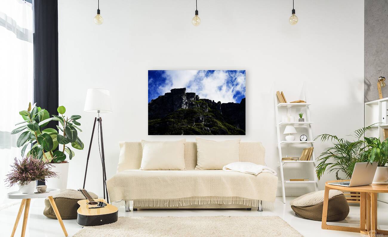 Pretty Cliff VII Reproduction